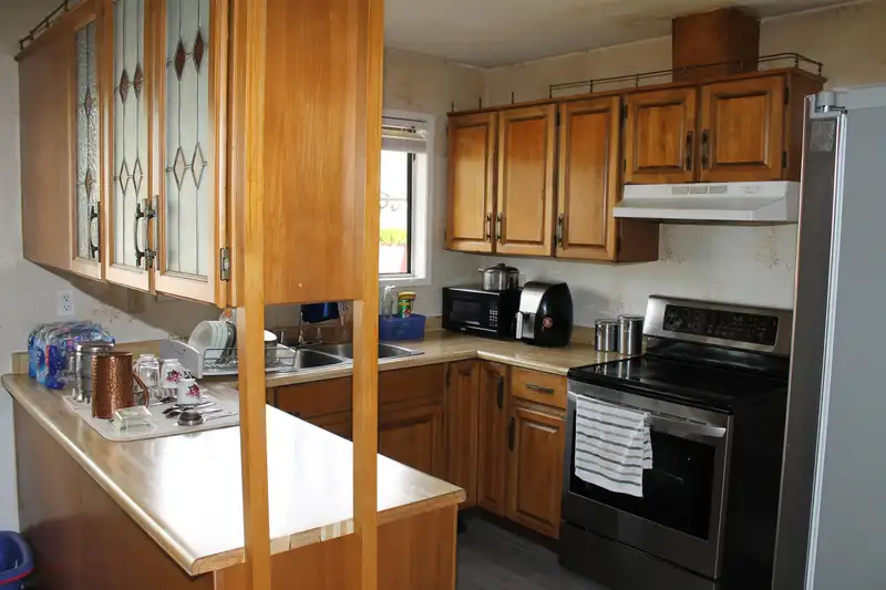 2098 EMERSON STREET - photo 3 of 6