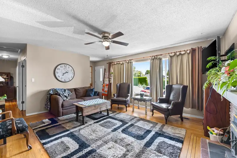 2119 MONTEREY AVENUE - photo 4 of 40