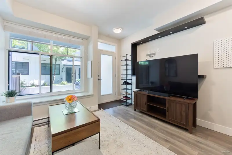 13 5132 CANADA WAY - photo 3 of 36