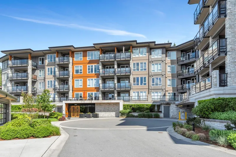 104 3825 CATES LANDING WAY - photo 3 of 25