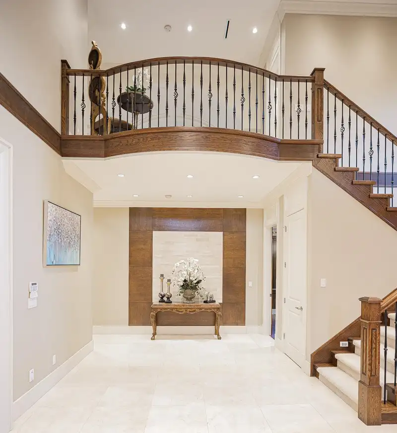 7879 TWEEDSMUIR AVENUE - photo 4 of 34