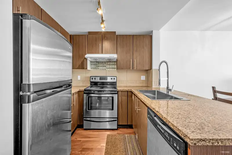 3303 892 CARNARVON STREET - photo 4 of 30