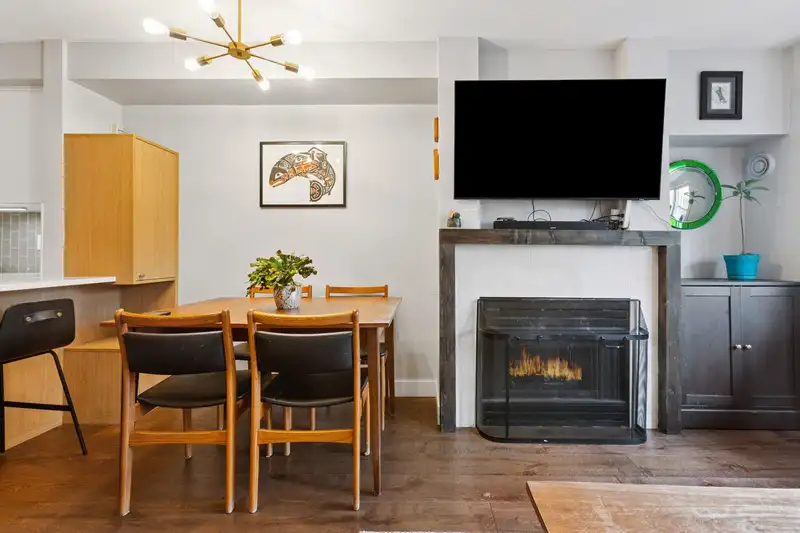 314 2565 W BROADWAY STREET - photo 3 of 23
