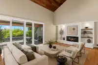 2370 QUEENS AVENUE - thumbnail 13