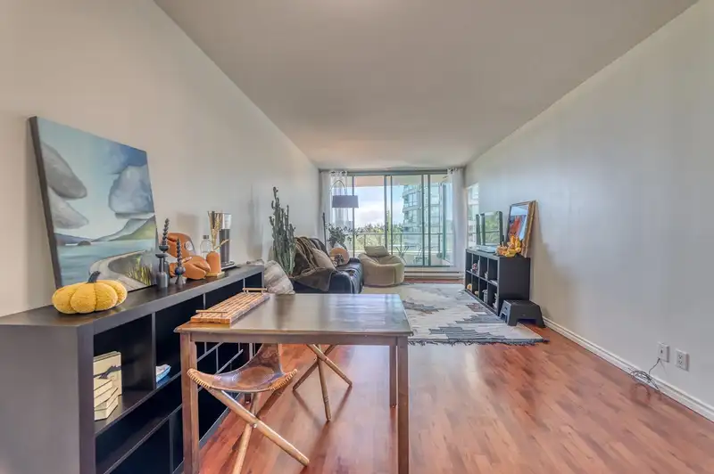 701 8851 LANSDOWNE ROAD - photo 2 of 19