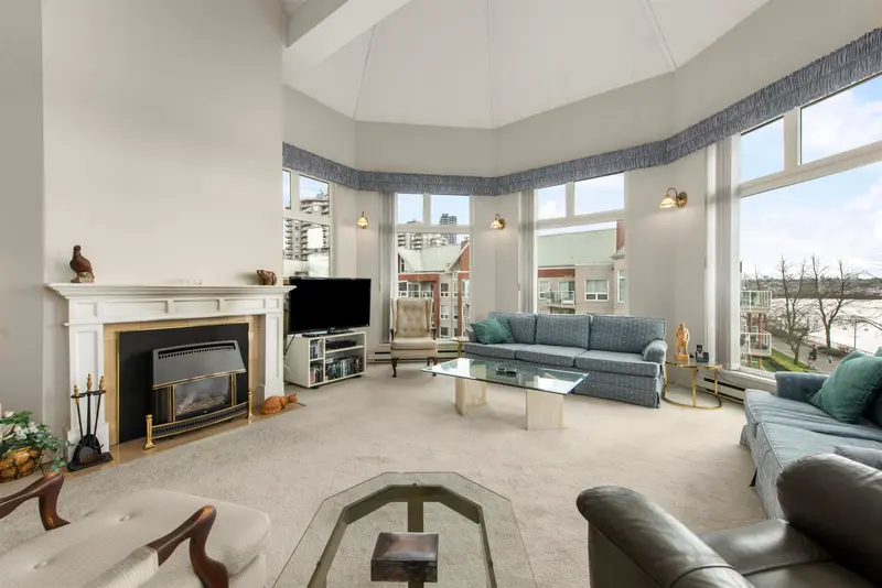 407 1230 QUAYSIDE DRIVE - photo 3 of 25