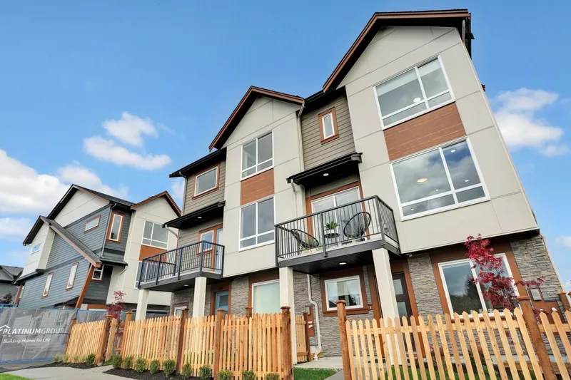 19 17155 79A AVENUE - photo 2 of 25