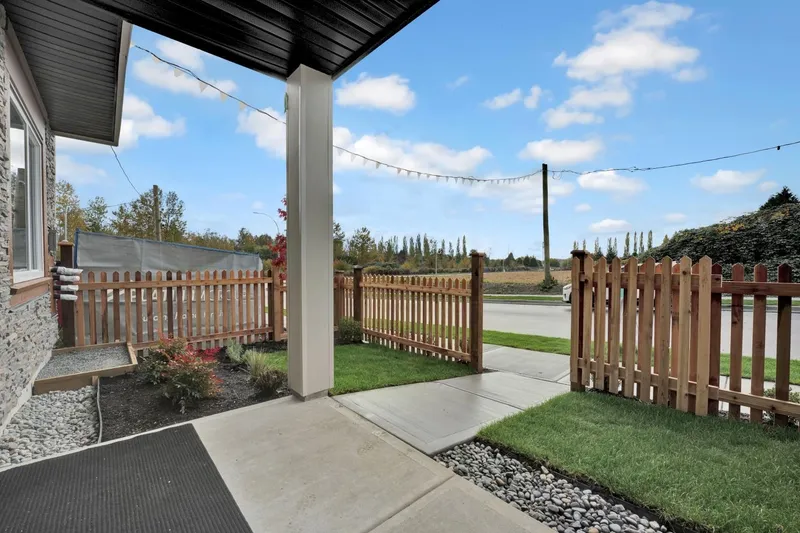 19 17155 79A AVENUE - photo 4 of 25