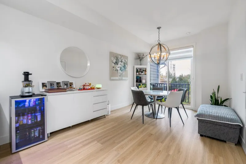 56 11556 72A AVENUE - photo 3 of 16