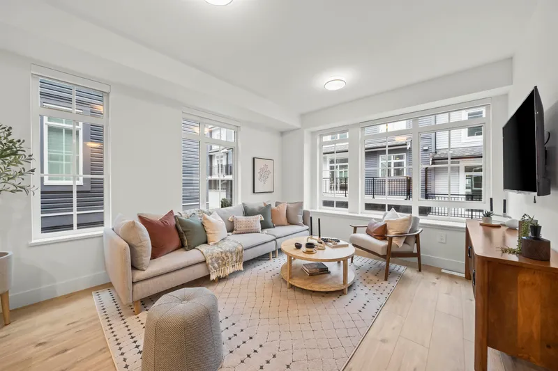 47 16355 21 AVENUE - photo 3 of 25