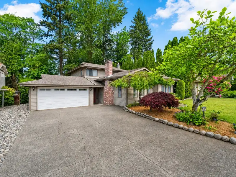 20863 47 AVENUE - photo 1 of 30