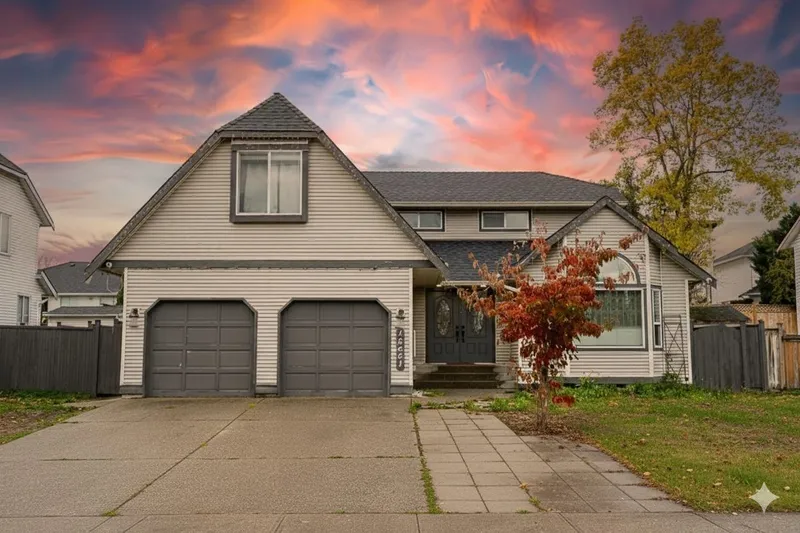 18661 56 AVENUE AVENUE - photo 1 of 25