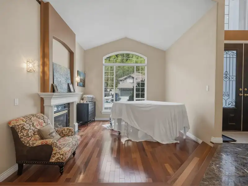 1725 SUGARPINE COURT - photo 4 of 40