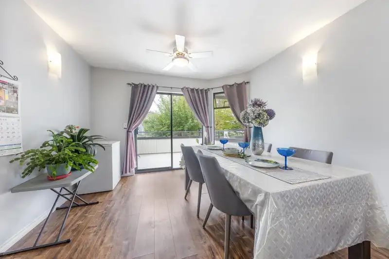 236 15153 98 AVENUE - photo 4 of 17