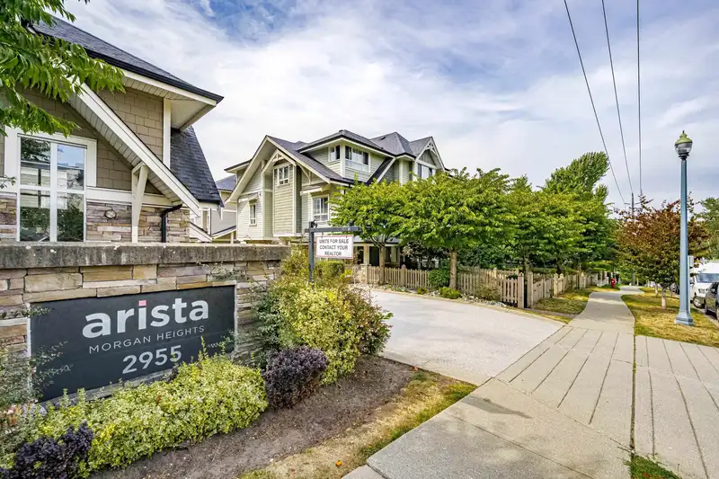 45 2955 156 STREET - photo 2 of 38