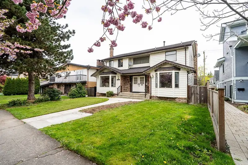 2235 W 16TH AVENUE - photo 1 of 36
