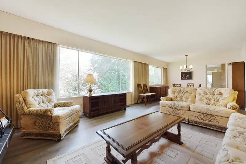 854 GALE DRIVE - photo 4 of 25