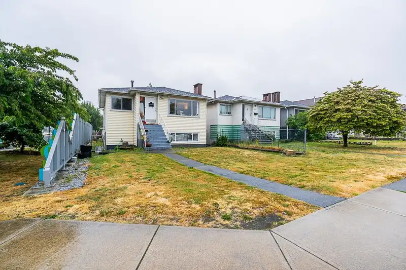 4515 GEORGIA STREET - photo 2 of 19
