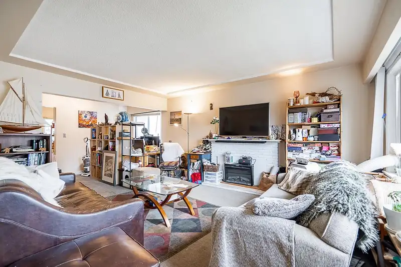 4515 GEORGIA STREET - photo 4 of 19