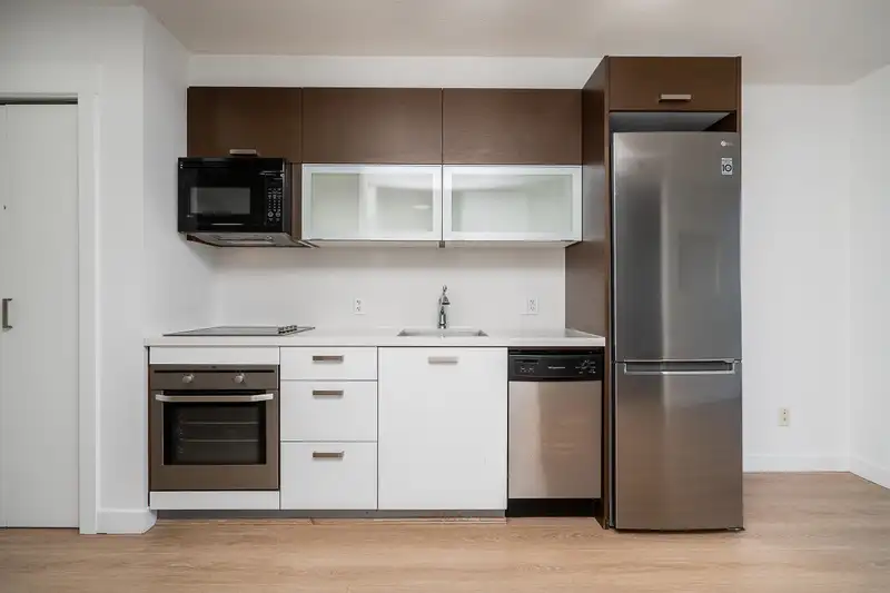 2112 10777 UNIVERSITY DRIVE - photo 1 of 32