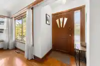 2554 ADANAC STREET - thumbnail 3