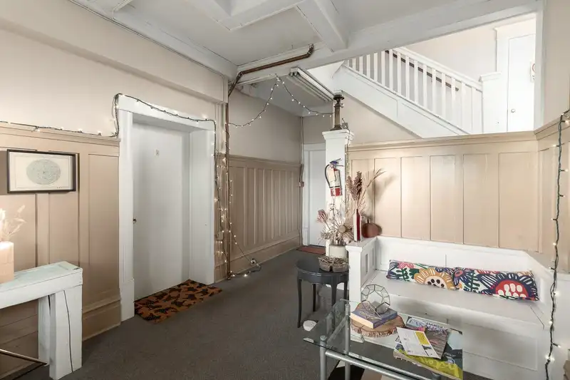 236 W 12TH AVENUE - photo 4 of 32