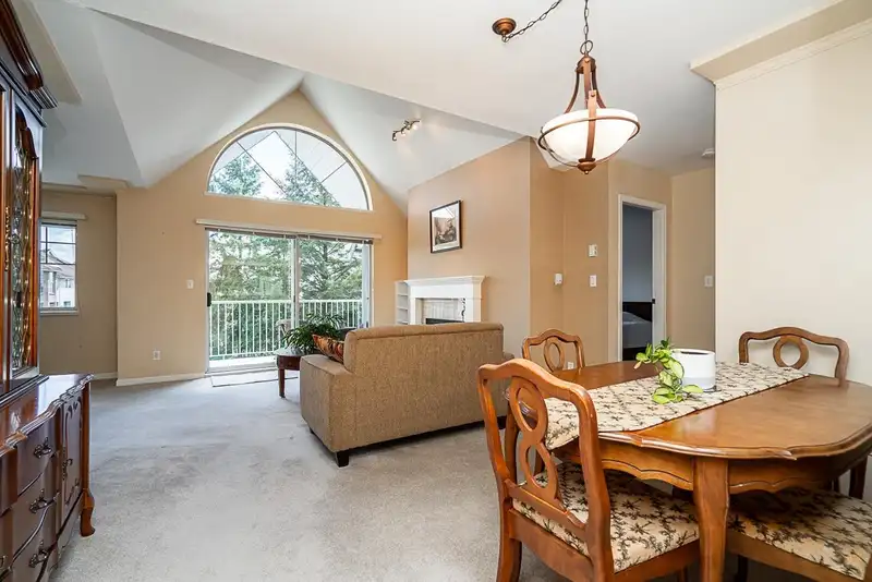 302 11601 227 STREET - photo 1 of 38