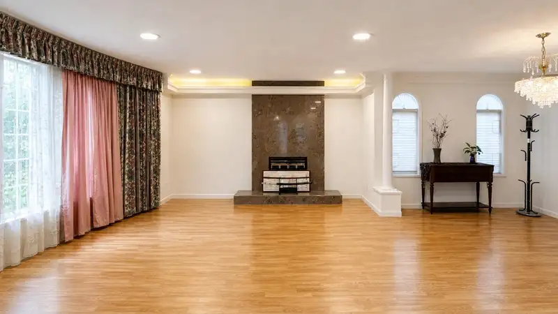 3713 W 31ST AVENUE - photo 4 of 40