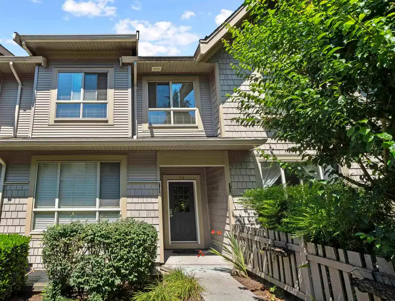 74 2738 158 STREET - photo 1 of 32