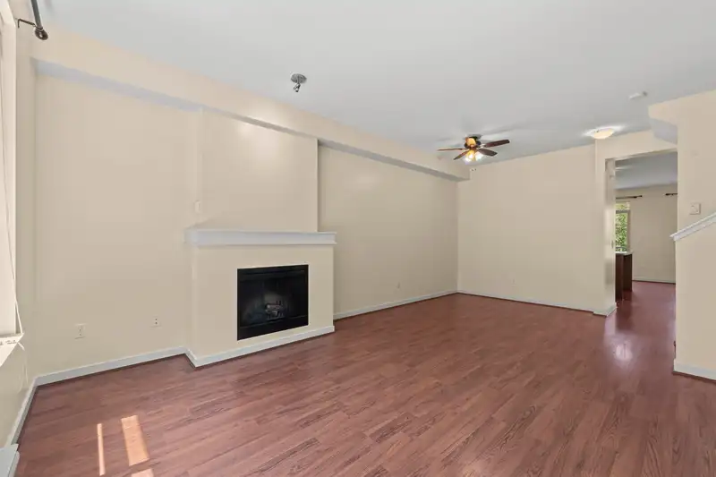 74 2738 158 STREET - photo 4 of 32