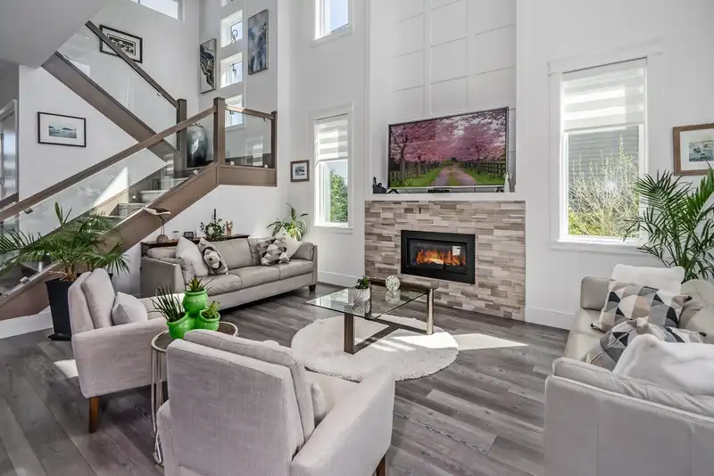 35272 MCEWEN AVENUE - photo 3 of 39