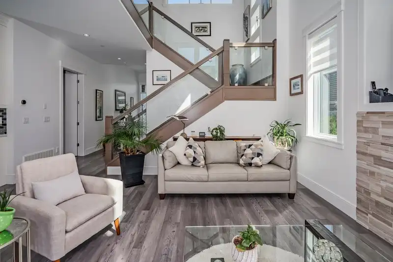 35272 MCEWEN AVENUE - photo 4 of 39