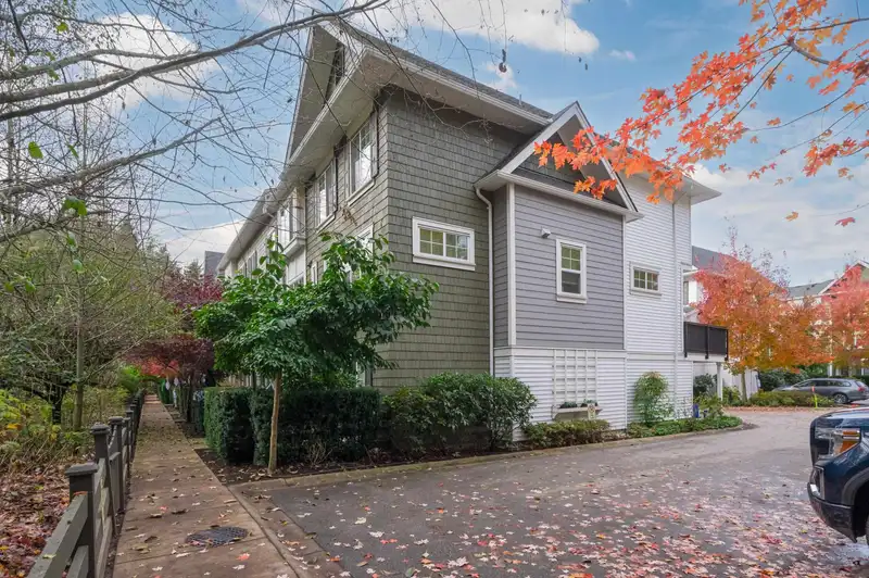 50 288 171 STREET - photo 3 of 40
