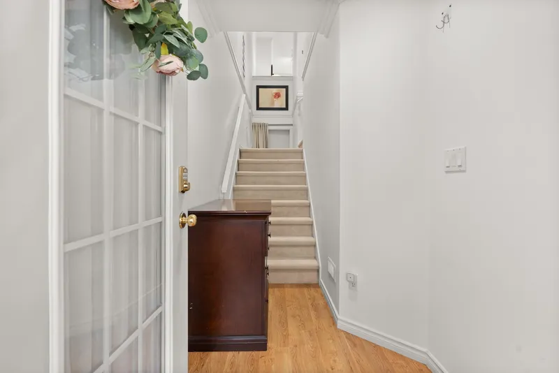 20 15037 58TH AVENUE - photo 4 of 25