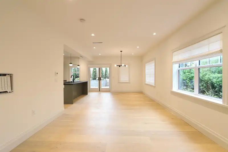 4109 HUDSON STREET - photo 1 of 18