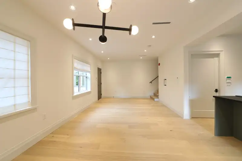 4109 HUDSON STREET - photo 2 of 18