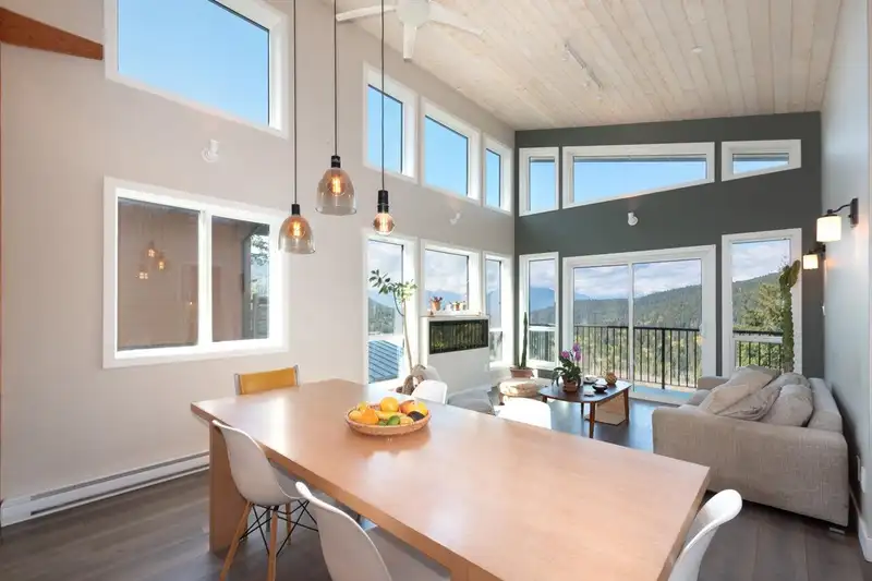 897 RIVENDELL DRIVE - photo 3 of 37
