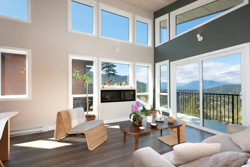 897 RIVENDELL DRIVE - photo 4 of 37