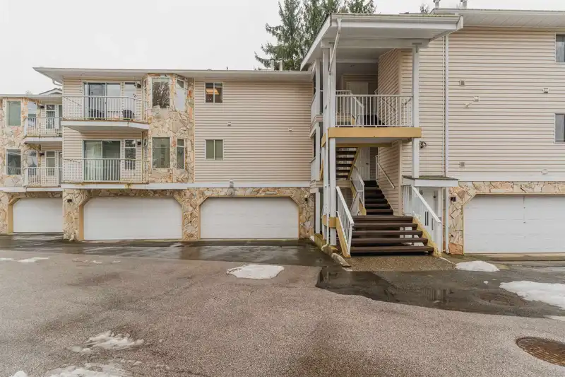 210 10584 153 STREET - photo 1 of 35
