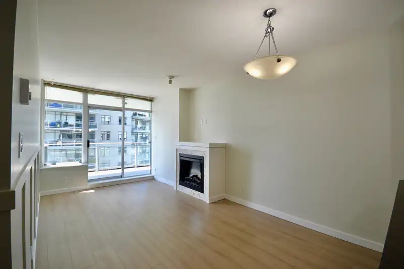 1210 888 CARNARVON STREET - photo 2 of 34