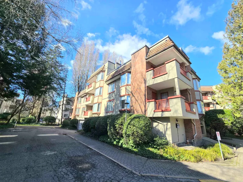 217 7531 MINORU BOULEVARD - photo 2 of 18