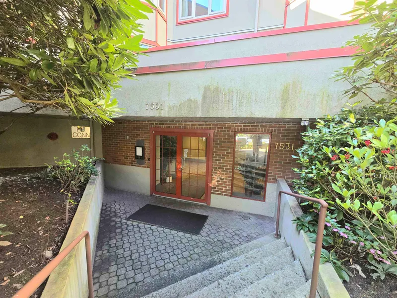 217 7531 MINORU BOULEVARD - photo 3 of 18