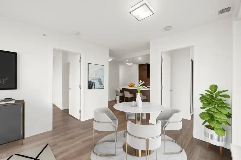 2909 5665 BOUNDARY ROAD - photo 2 of 33
