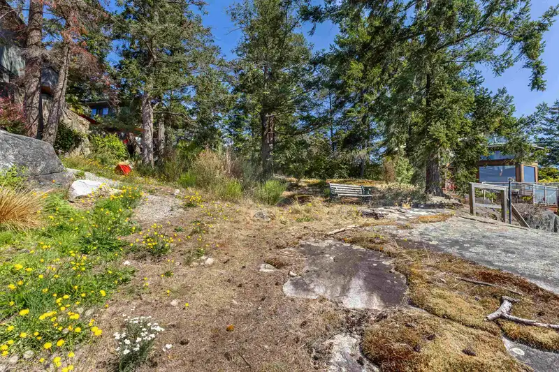 LOT 16 TAYLOR CRESCENT - photo 2 of 24
