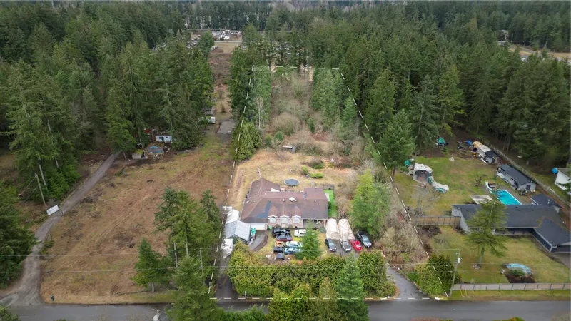 19840 30 AVENUE - photo 1 of 6