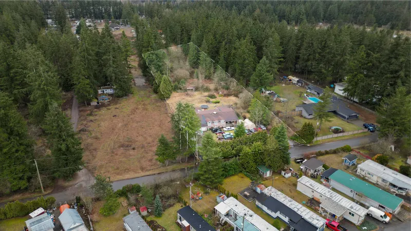 19840 30 AVENUE - photo 2 of 6