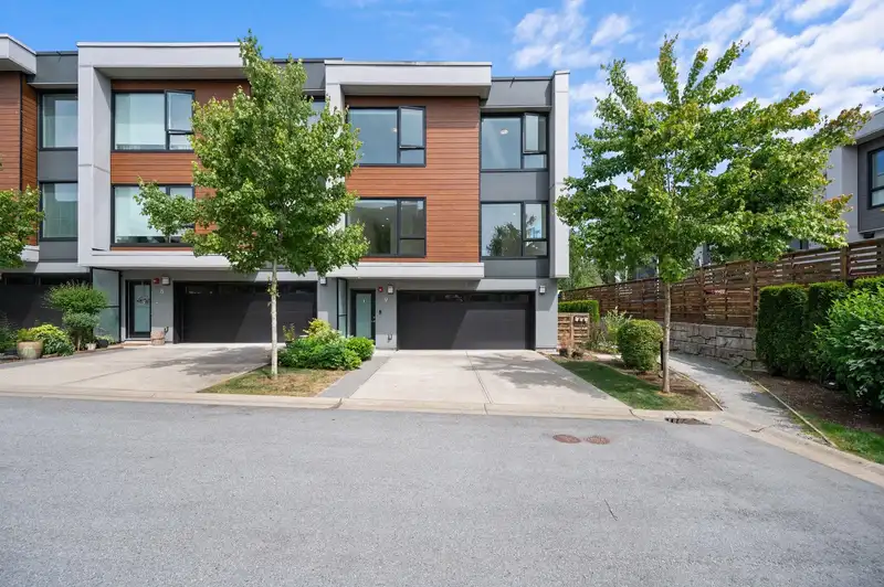 9 3597 MALSUM DRIVE - photo 1 of 34