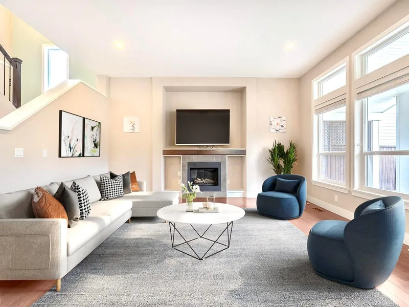 7758 169A STREET - photo 2 of 25