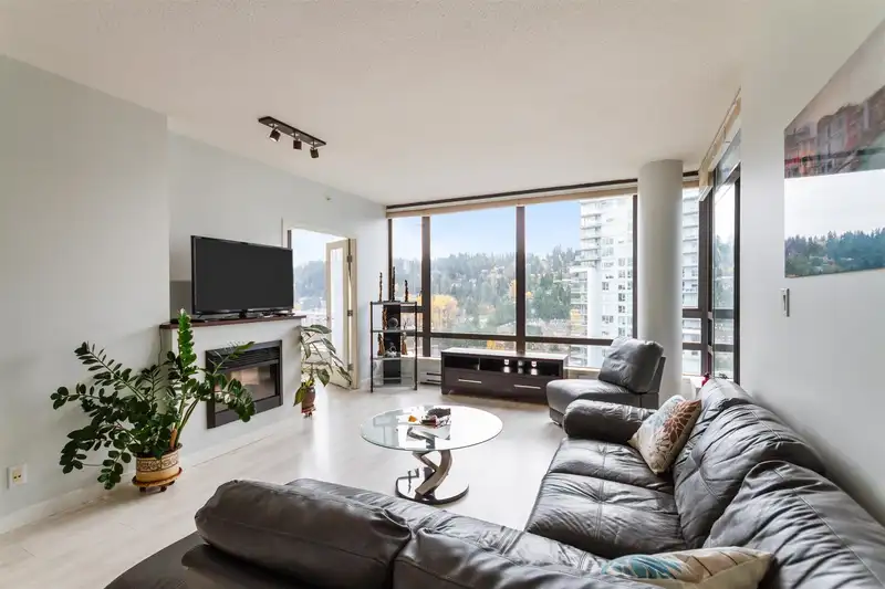 1703 400 CAPILANO ROAD - photo 3 of 27