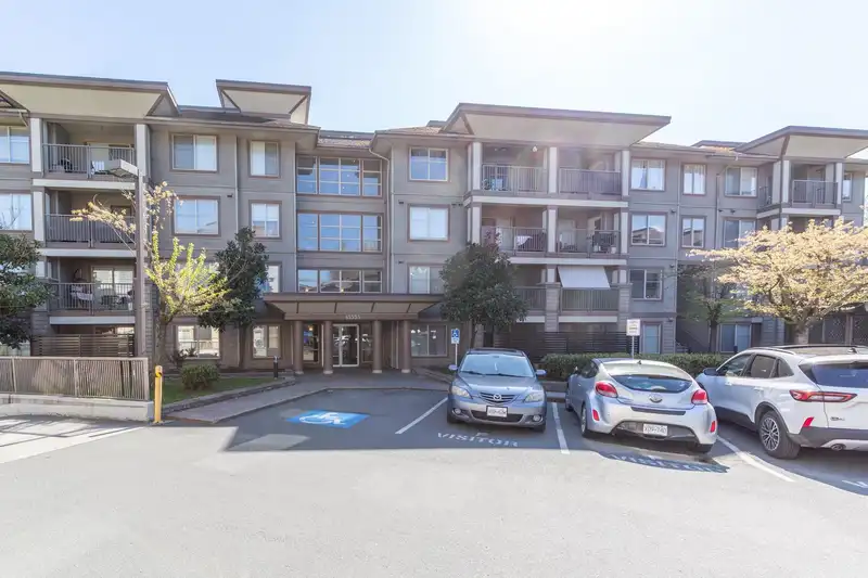 304 45555 YALE ROAD - photo 1 of 30